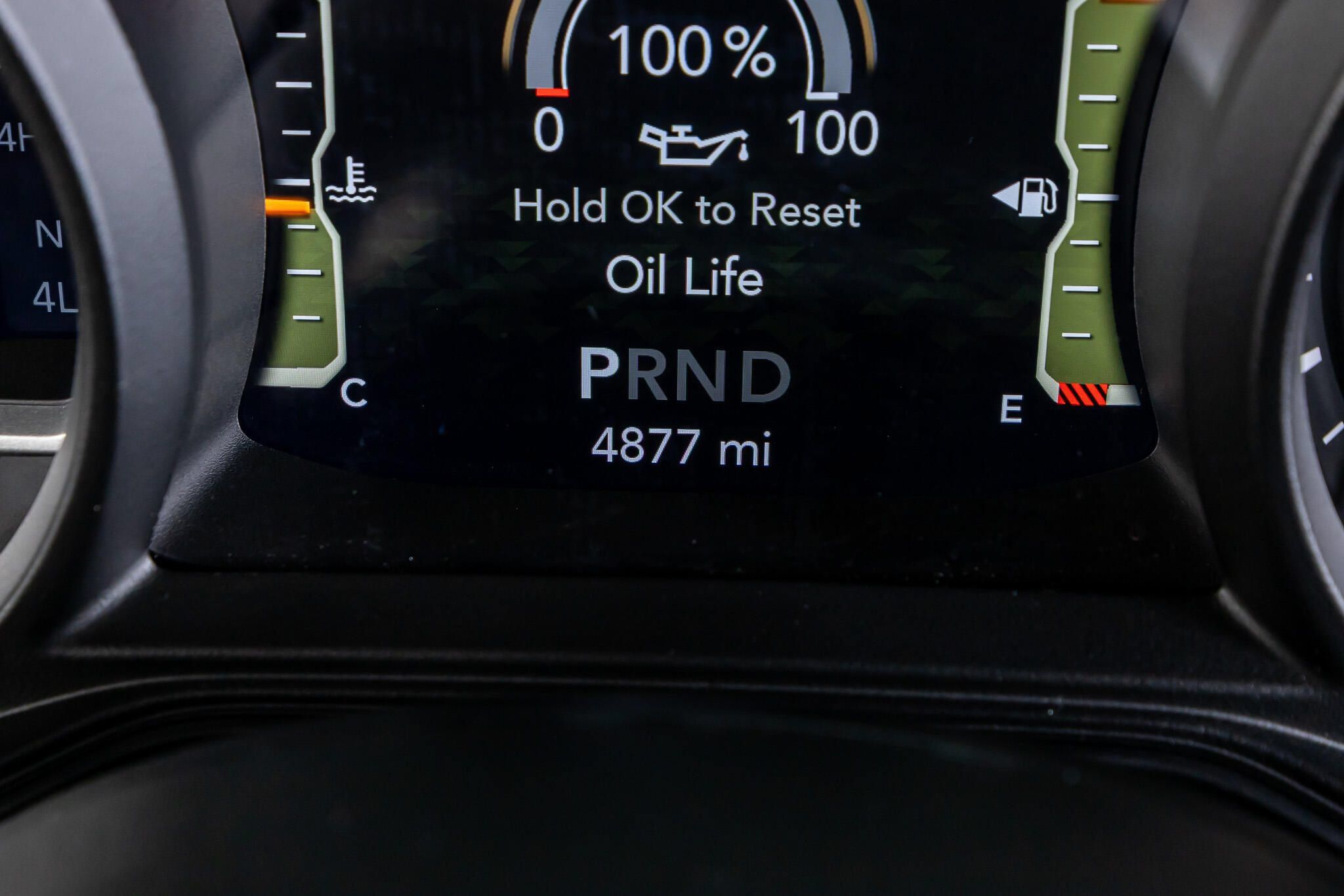 Used 2025 Jeep Gladiator Rubicon w/ Safety Group AWD/4WD image 16