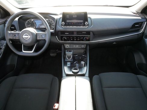 Used 2023 Nissan Rogue S AWD/4WD image 23