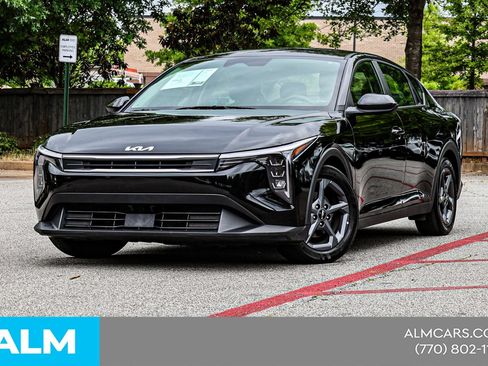 Used 2025 Kia K4 FWD image 2