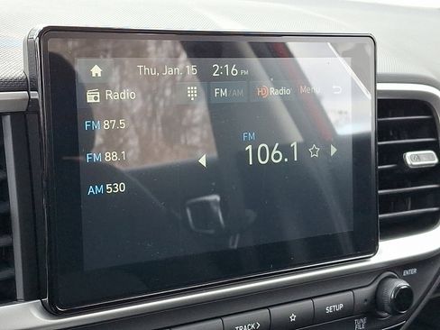 New 2026 Hyundai Venue SE image 17