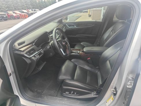 Used 2014 Cadillac XTS Luxury FWD image 10