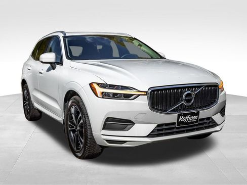 Used 2020 Volvo XC60 T6 Momentum AWD/4WD image 2