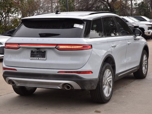 New 2026 Lincoln Corsair Premiere image 7