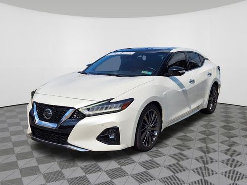 Certified 2019 Nissan Maxima Platinum w/ Reserve Package FWD image 2