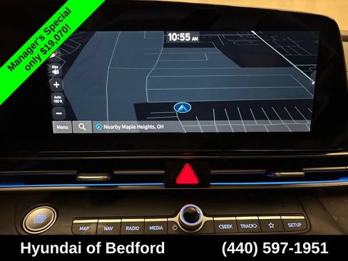 Used 2024 Hyundai Elantra SEL w/ Convenience Package FWD image 18