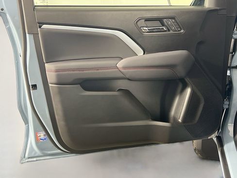 New 2025 Chevrolet Colorado Z71 w/ Z71 Convenience Package 2 AWD/4WD image 18