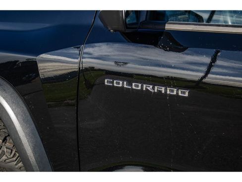 Used 2023 Chevrolet Colorado ZR2 w/ ZR2 Convenience Package III image 13