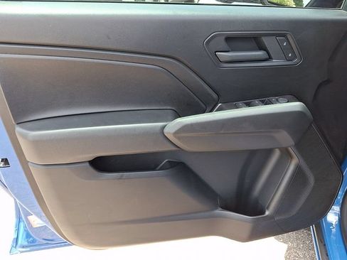 Used 2025 Chevrolet Colorado Trail Boss AWD/4WD image 9