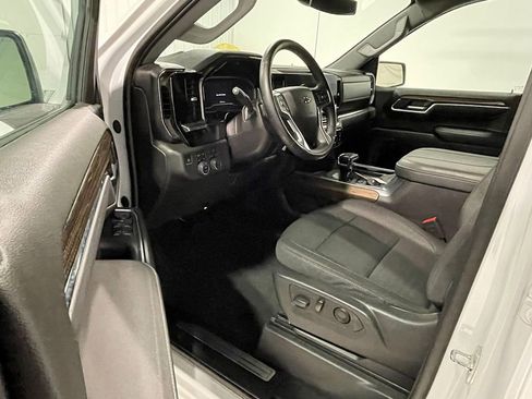 Used 2024 Chevrolet Silverado 1500 LT Trail Boss image 21