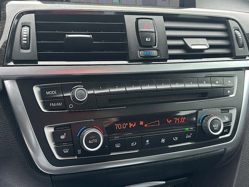 Used 2015 BMW 328i Gran Turismo xDrive image 32