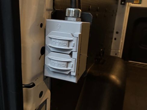 Used 2016 Ford Transit 250 130 Low Roof image 35