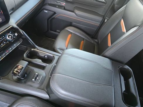 Used 2025 GMC Sierra 1500 AT4 AWD/4WD image 32