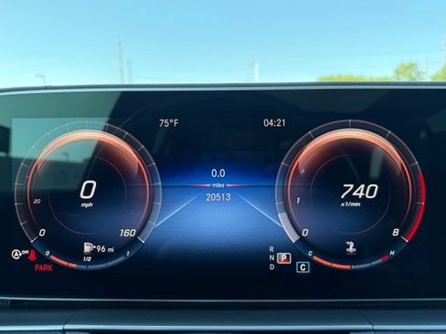 Used 2022 Mercedes-Benz GLE 350 4MATIC image 19