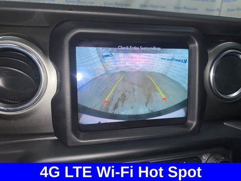 Used 2021 Jeep Wrangler Unlimited Sahara w/ Uconnect 4C Nav & Sound Group image 21