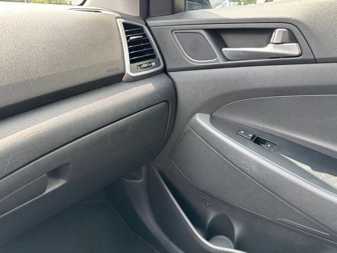 Used 2016 Hyundai Tucson Sport FWD image 25