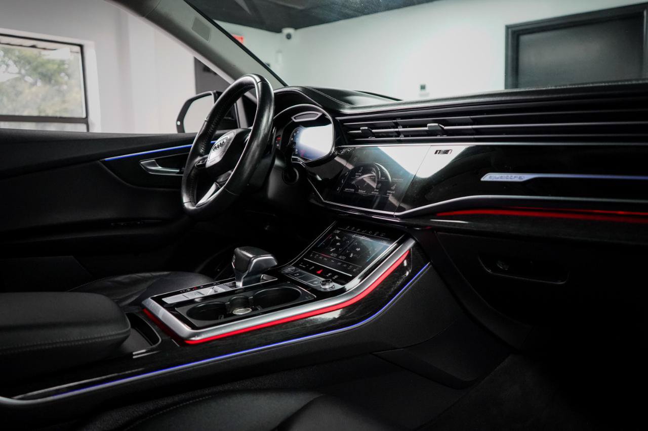 Used 2019 Audi Q8 Prestige AWD/4WD image 14