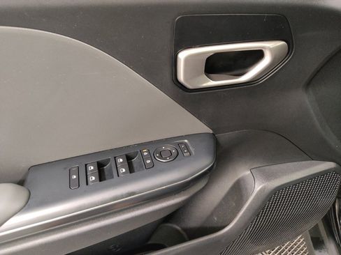 Used 2025 Kia K4 FWD image 27