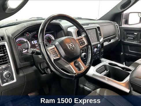 Used 2022 RAM 1500 Express w/ Ceramic Grey Express Package AWD/4WD image 24