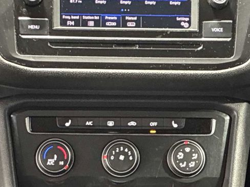 Used 2023 Volkswagen Tiguan S image 16