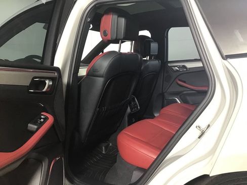 Certified 2023 Porsche Macan GTS AWD/4WD image 27
