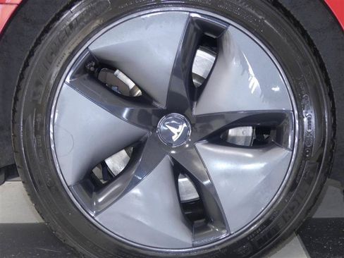 Used 2018 Tesla Model 3 Long Range AWD/4WD image 29