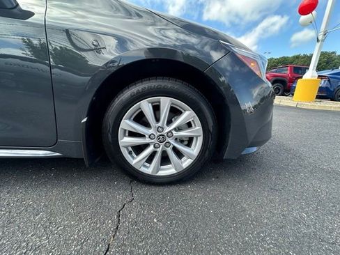Used 2023 Toyota Corolla XLE image 7