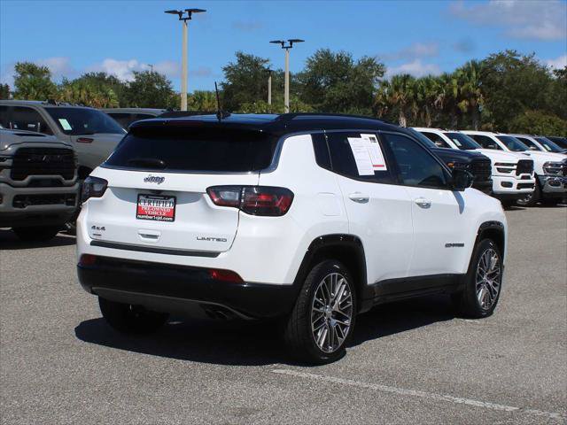 Certified 2022 Jeep Compass Limited w/ Elite Group AWD/4WD image 3