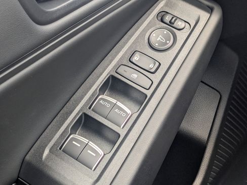 Used 2025 Honda Accord EX-L image 27