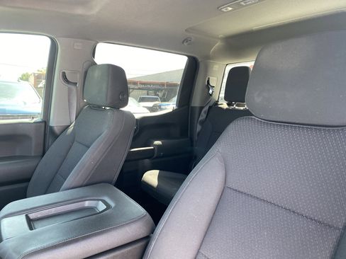 Used 2022 Chevrolet Silverado 1500 Custom AWD/4WD image 18
