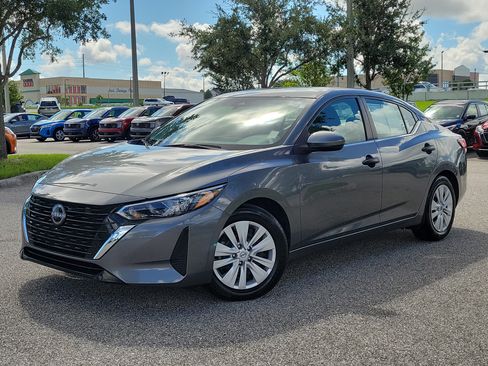 Certified 2025 Nissan Sentra S FWD image 34