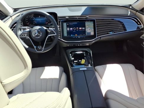 Certified 2026 Mercedes-Benz E 450 4MATIC Sedan image 22