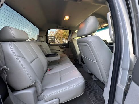 Used 2011 Chevrolet Silverado 2500 LTZ w/ LTZ Plus Package AWD/4WD image 15
