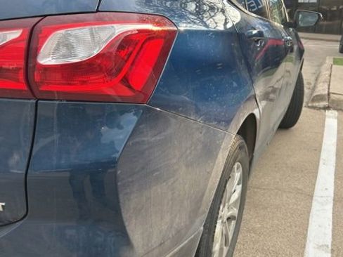 Used 2020 Chevrolet Equinox LT image 11