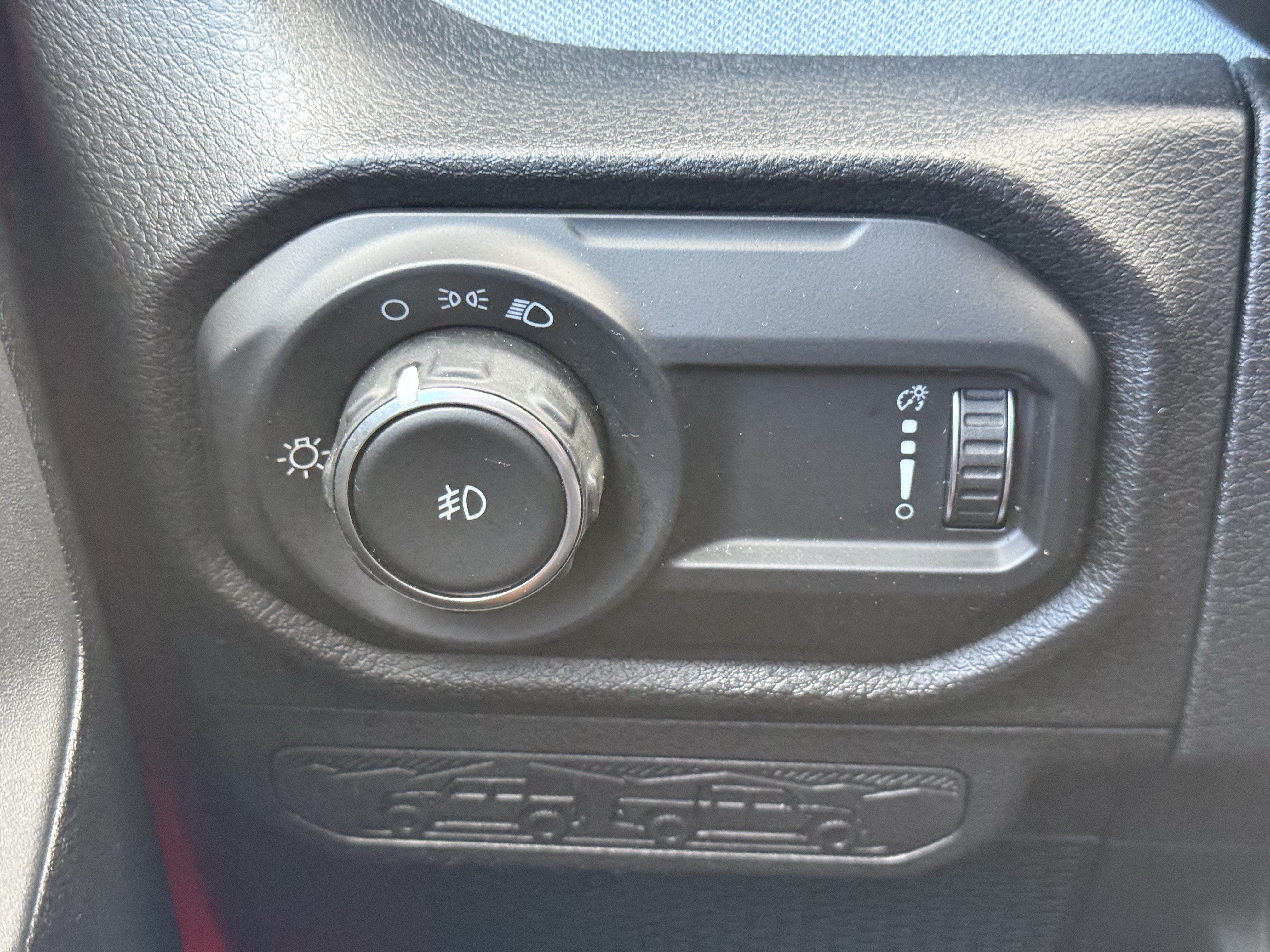 Used 2024 Jeep Wrangler Sport AWD/4WD image 27
