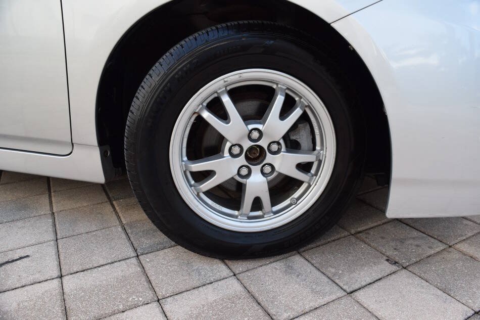 Used 2010 Toyota Prius Two w/ Preferred Accessory Pkg FWD image 86