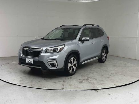 Used 2020 Subaru Forester Touring AWD/4WD image 6