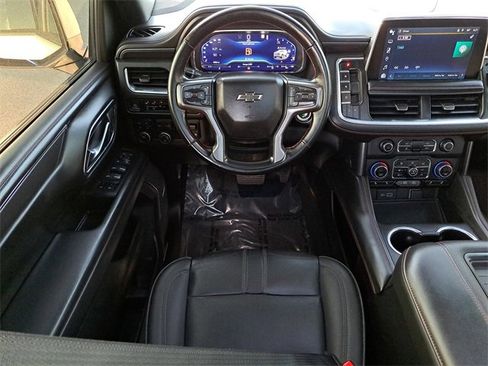 Used 2023 Chevrolet Suburban RST w/ Sport Performance Package image 11