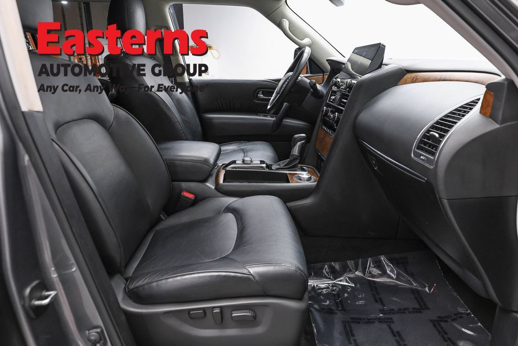 Used 2024 Nissan Armada SL w/ Captain's Chairs Package AWD/4WD image 28