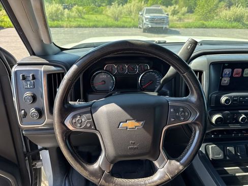 Used 2015 Chevrolet Silverado 2500 LTZ AWD/4WD image 23