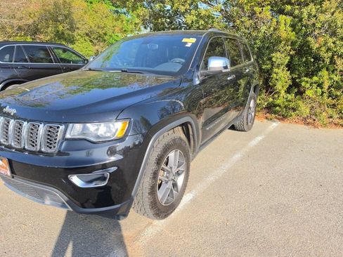 Used 2018 Jeep Grand Cherokee Limited image 1