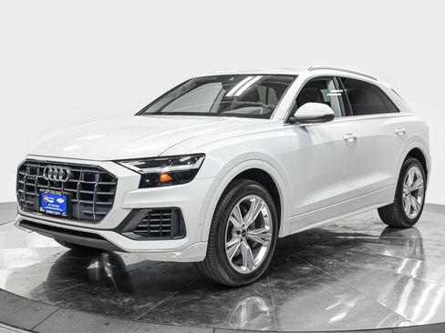 Used 2022 Audi Q8 Premium Plus image 1