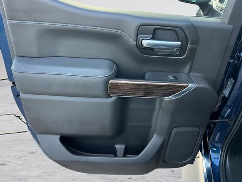 Used 2022 GMC Sierra 1500 Elevation w/ Driver Alert Package I image 23