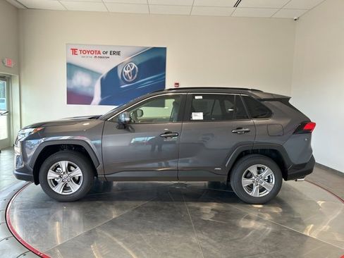 New 2025 Toyota RAV4 XLE image 3