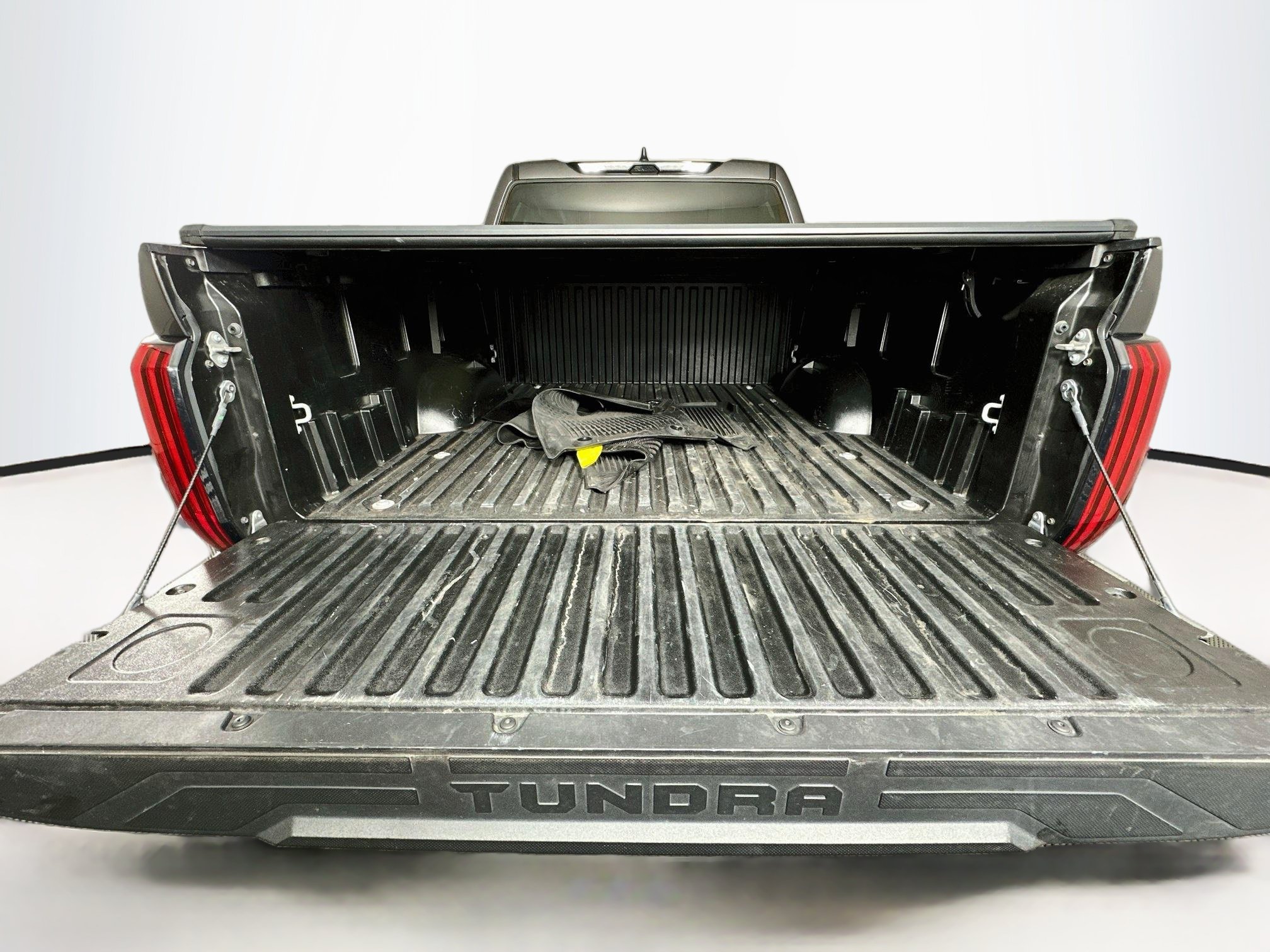Used 2024 Toyota Tundra SR5 AWD/4WD image 26