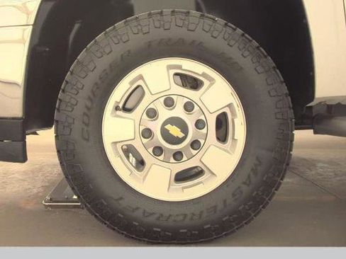 Used 2014 Chevrolet Silverado 2500 LT image 8