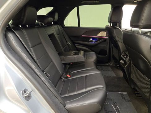 Used 2022 Mercedes-Benz GLE 350 4MATIC w/ Premium Package image 24