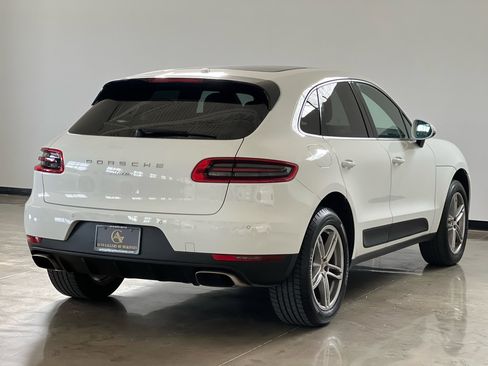 Used 2017 Porsche Macan image 7