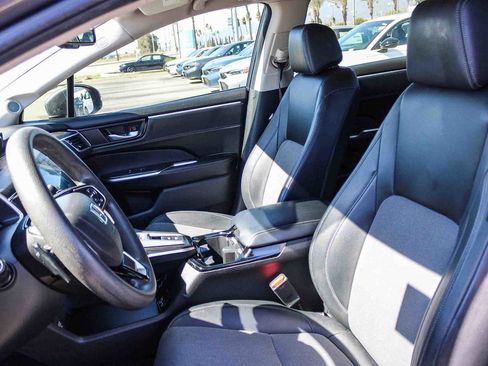 Certified 2019 Honda Clarity Plug-In Hybrid image 16