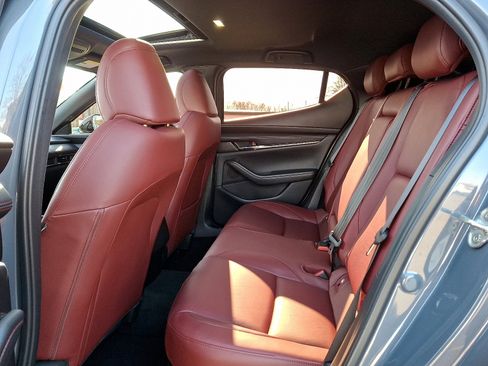 Used 2023 MAZDA MAZDA3 s image 10