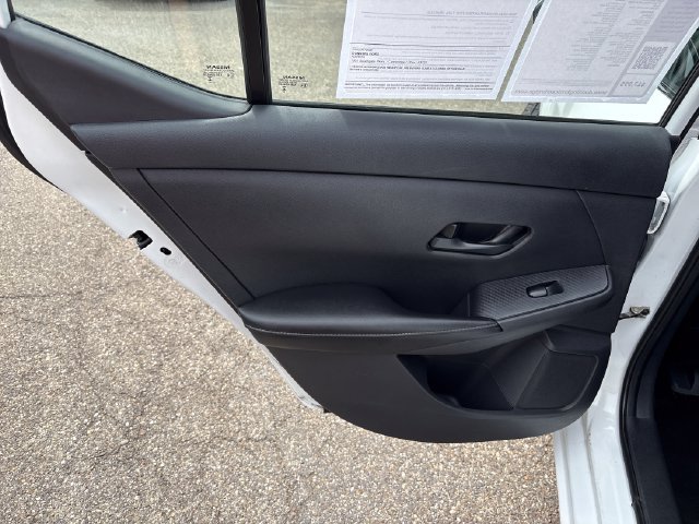 Used 2024 Nissan Sentra S FWD image 19